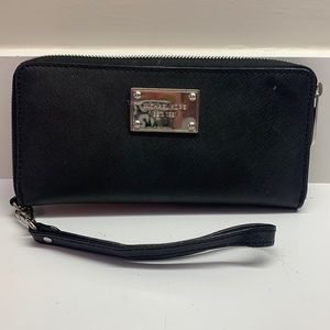 Black Michael Kors Wristlet/ Wallet